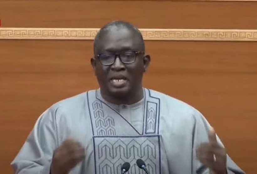 ​Assemblée Nationale : Ayib Daffé défend la LFR 2 et tacle l’ancienne majorité sur « l’urgence »