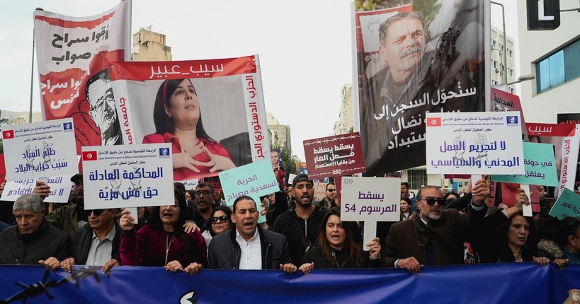 Tunisie: libération de travailleurs humanitaires incarcérés pour aide aux migrants