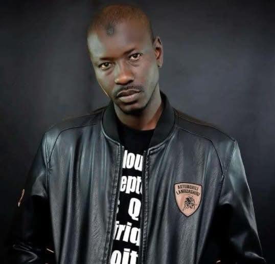  Karim « Xrum Xax » interpellé lors d’un rassemblement pour la libération de personnes en situation de handicap