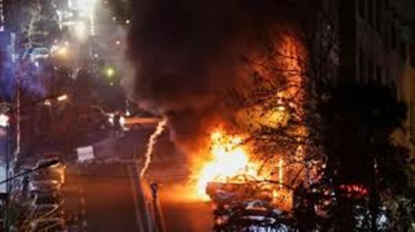 Iran: la répression aurait fait plus de 600 morts, Trump veut sanctionner les partenaires de Téhéran