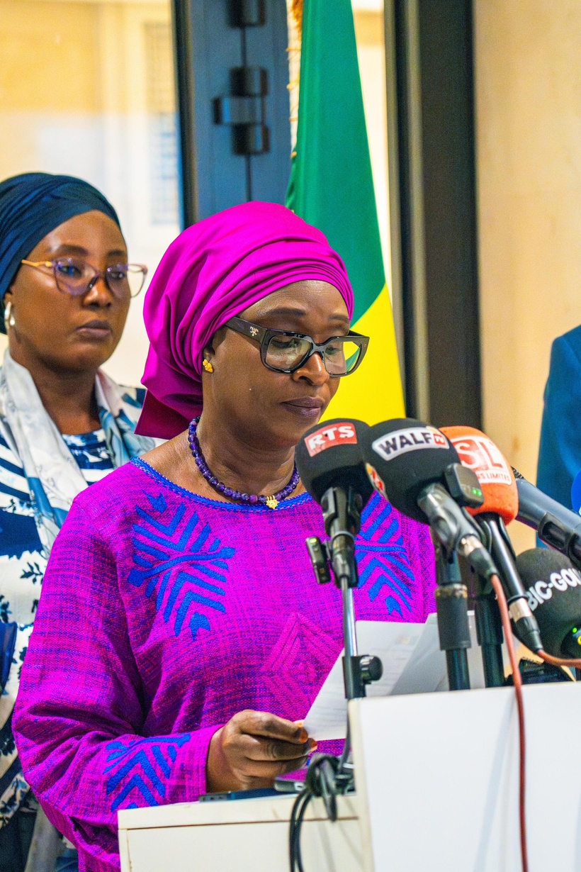 Accusations contre Farba Ngom : Yassine Fall annonce l’ouverture d’enquêtes approfondies Accusations contre Farba Ngom : Yassine Fall annonce l’ouverture d’enquêtes approfondies