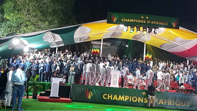 Palais de la République : accueil triomphal des « Lions » champions d’Afrique devant une foule en liesse