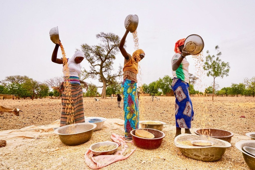 Afrique de l'Ouest et centrale : 12 pays de la région face à une crise humanitaire sans précédent Afrique de l'Ouest et centrale : 12 pays de la région face à une crise humanitaire sans précédent