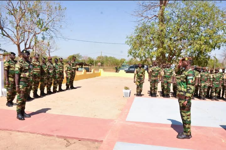 Gambie : le général Mbaye Cissé fait ses adieux au détachement sénégalais de la MICEGA