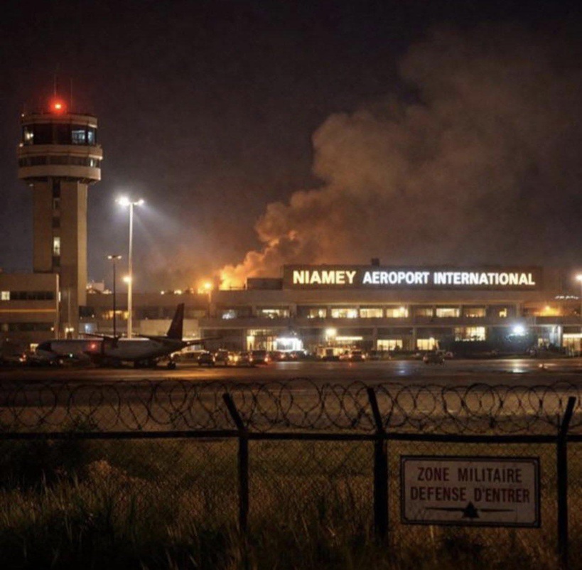 Niger: la junte accuse la France, le Bénin et la Côte d'Ivoire après l'attaque de l'aéroport de Niamey Niger: la junte accuse la France, le Bénin et la Côte d'Ivoire après l'attaque de l'aéroport de Niamey