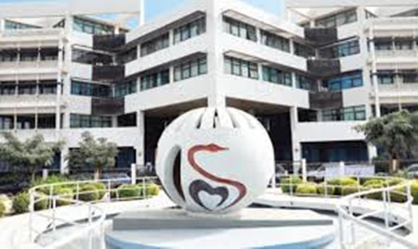 Sit-in du Sames-Sutsas : la tension monte devant le ministère de la Santé, l'affaire « SoftCare » au cœur de la discorde Sit-in du Sames-Sutsas : la tension monte devant le ministère de la Santé, l'affaire « SoftCare » au cœur de la discorde