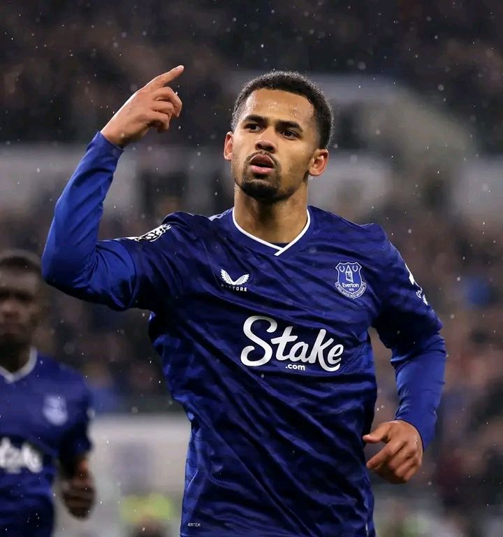 Premier League : Iliman Ndiaye met fin à sa disette mais Everton s’incline face à Bournemouth