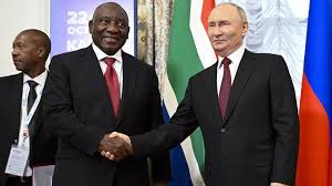 Combattants africains pour la Russie: Ramaphosa et Poutine évoquent l'enrôlement de ressortissants Sud-Africains
