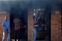 Violentes manifestations en Afrique du Sud contre le redécoupage électoral de municipalités