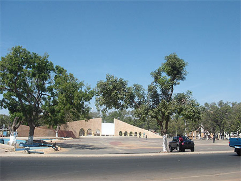 Fête du 04 avril : la mairie de Thiès annonce la «fermeture temporaire» de l’axe Promenade des Thiessois – Station EDK Fête du 04 avril : la mairie de Thiès annonce la «fermeture temporaire» de l’axe Promenade des Thiessois – Station EDK