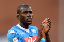 KALIDOU KOULIBALY : «MEILLEUR DÉFENSEUR DE LA SÉRIE A» KALIDOU KOULIBALY : «MEILLEUR DÉFENSEUR DE LA SÉRIE A»