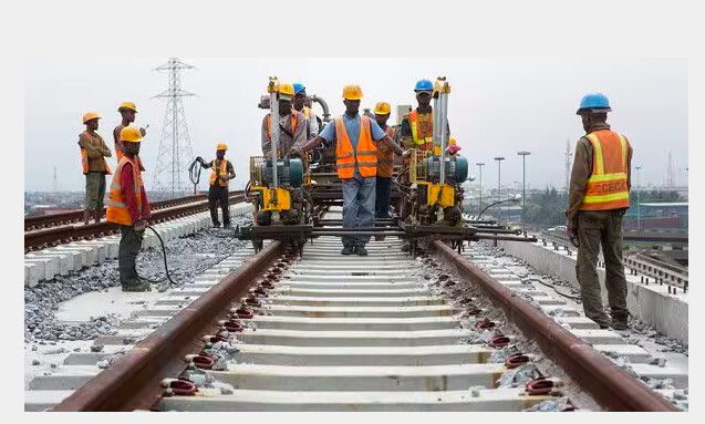 Dakar–Tambacounda : la réhabilitation achevée à "90 %," le train bientôt de retour