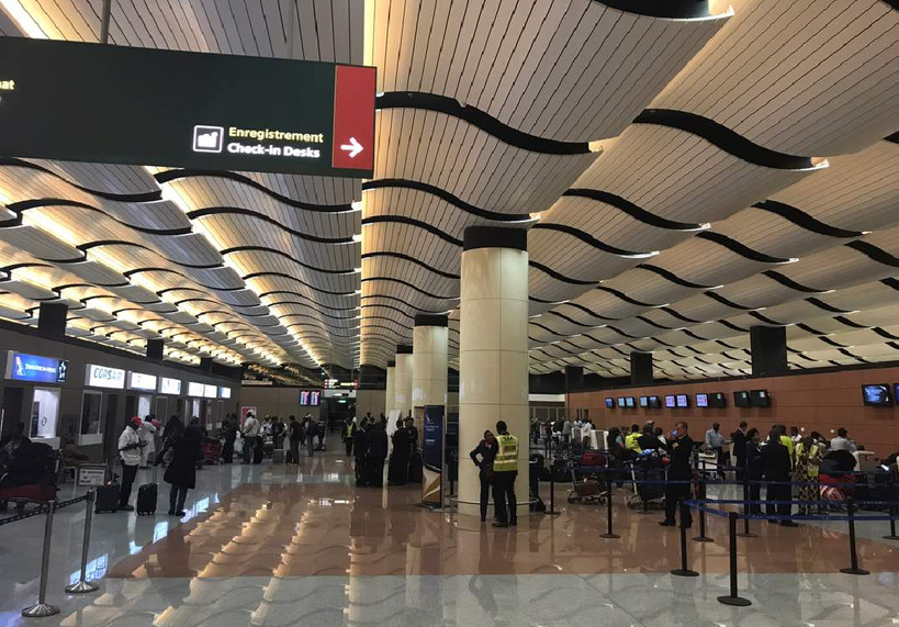 AIBD : les travailleurs dénoncent une « urgence sociale » et menacent de paralyser l'aéroport AIBD : les travailleurs dénoncent une « urgence sociale » et menacent de paralyser l'aéroport