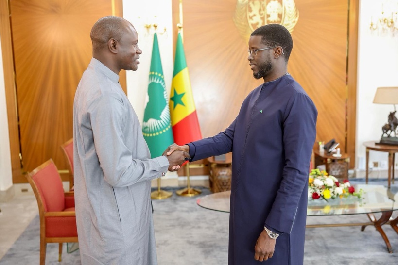 Fête nationale : le Président Diomaye Faye échange avec Babacar Diop sur l’état d’avancement des préparatifs à Thiès Fête nationale : le Président Diomaye Faye échange avec Babacar Diop sur l’état d’avancement des préparatifs à Thiès