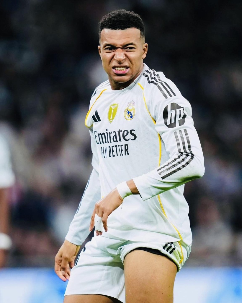 Real Madrid : Kylian Mbappé est forfait pour le match retour face à Benfica Real Madrid : Kylian Mbappé est forfait pour le match retour face à Benfica