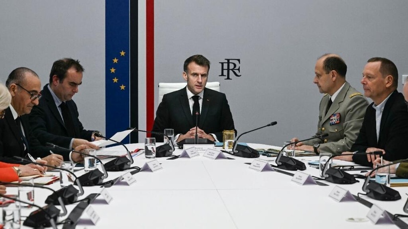 Frappes contre l'Iran: Macron prône la fin d'une «escalade dangereuse» par «la voie diplomatique»