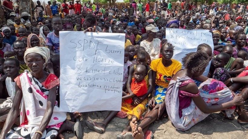 Soudan du Sud: les habitants d'Akobo fuient la ville, craignant de nouveaux combats Soudan du Sud: les habitants d'Akobo fuient la ville, craignant de nouveaux combats