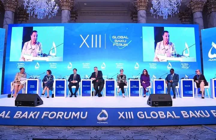 Azerbaïdjan : l’ancien Président Macky Sall annonce sa participation au Forum mondial de Bakou Azerbaïdjan : l’ancien Président Macky Sall annonce sa participation au Forum mondial de Bakou