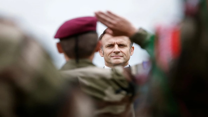 Guerre au Moyen-Orient: Macron annonce la mort du premier soldat français