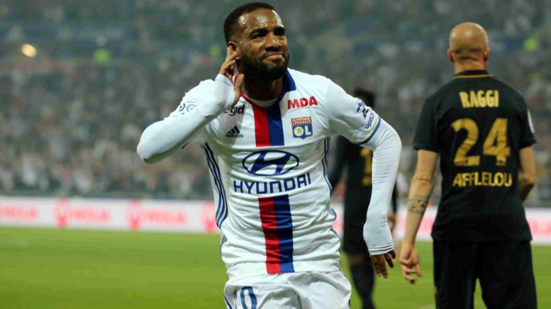 OL : la mise au point de Lacazette sur son avenir