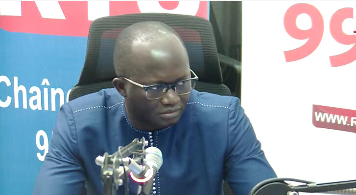 Bus AFTU saccagés : Yankhoba Diémé annonce l’ouverture d’une enquête pour identifier les auteurs