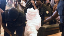 Hissein Habré après sa condamnation à perpétuité: «En bas la Françafrique» Hissein Habré après sa condamnation à perpétuité: «En bas la Françafrique»