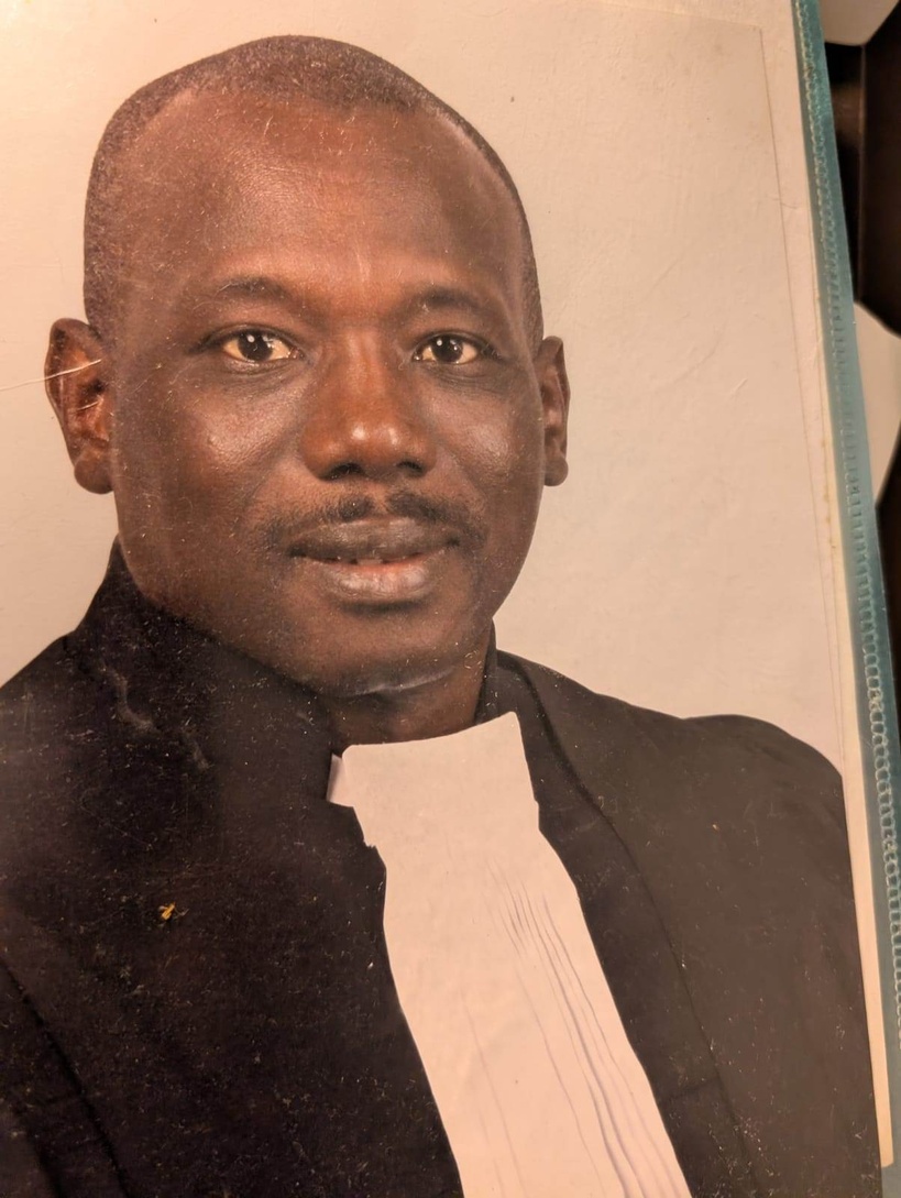 « Les soleils des indépendances : entre espoir et désespoir », par Maître Khaly Adama Ndour « Les soleils des indépendances : entre espoir et désespoir », par Maître Khaly Adama Ndour