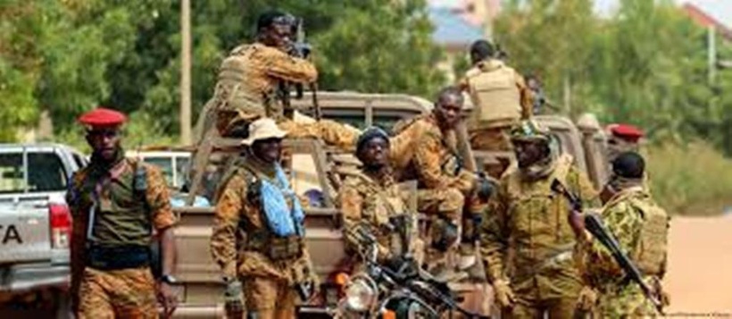 Le Burkina Faso rejette un rapport de HRW accusant son armée d'avoir tué 1255 civils depuis 2023 Le Burkina Faso rejette un rapport de HRW accusant son armée d'avoir tué 1255 civils depuis 2023