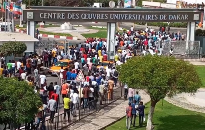 Crise universitaire : Les étudiants exigent l'ouverture des pavillons et le paiement des bourses Crise universitaire : Les étudiants exigent l'ouverture des pavillons et le paiement des bourses
