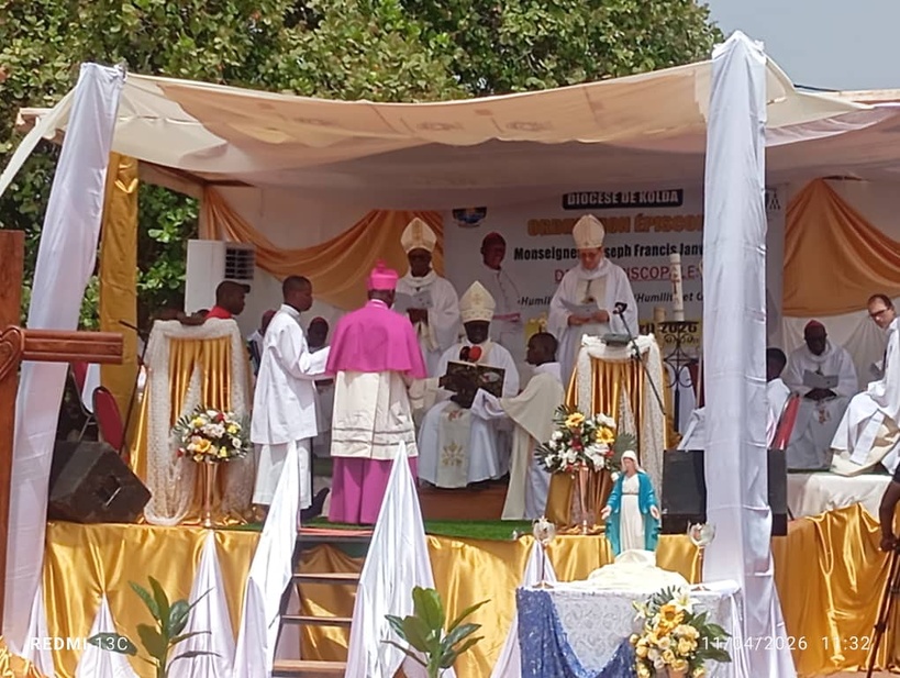 Ordination épiscopale à Kolda : Mgr Joseph Francis Janvier Badji fait son entrée dans le collège des évêques Ordination épiscopale à Kolda : Mgr Joseph Francis Janvier Badji fait son entrée dans le collège des évêques