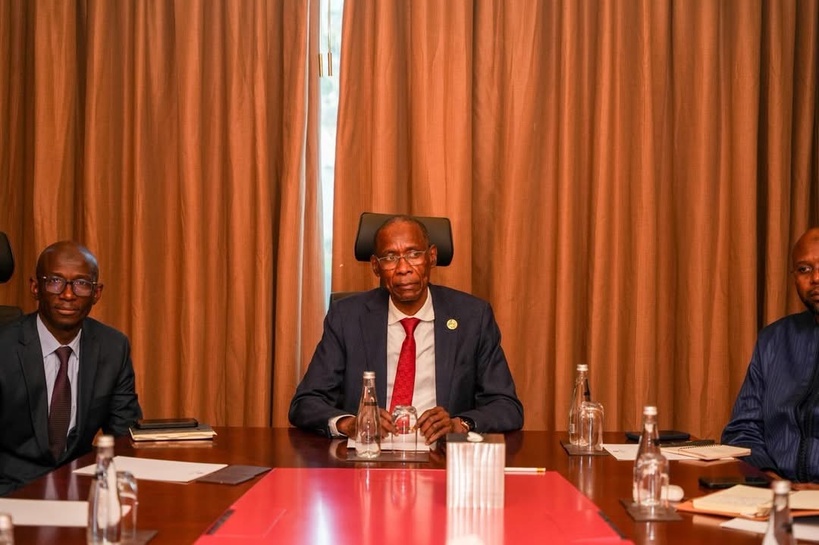 Le ministre Cheikh Niang en Libye pour la CEN-SAD et la protection des Sénégalais de l'extérieur Le ministre Cheikh Niang en Libye pour la CEN-SAD et la protection des Sénégalais de l'extérieur