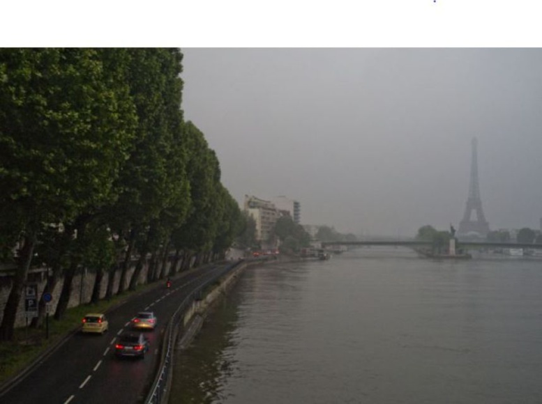 PHOTOS ET VIDEOS - Inondations : à Paris, la montée de la Seine en images PHOTOS ET VIDEOS - Inondations : à Paris, la montée de la Seine en images