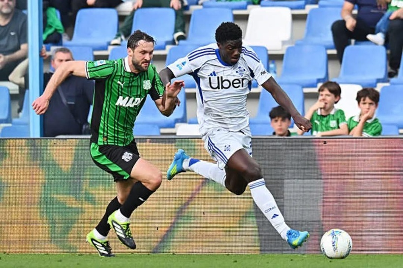 Serie A : Assane Diao sort sur blessure contre Sassuolo