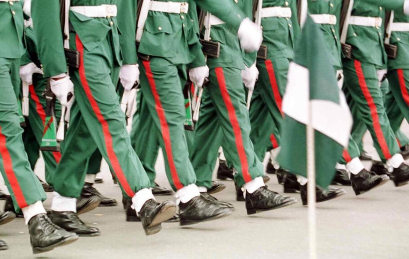 Nigeria: six hommes, dont un général à la retraite, inculpés pour un projet de coup d'État Nigeria: six hommes, dont un général à la retraite, inculpés pour un projet de coup d'État