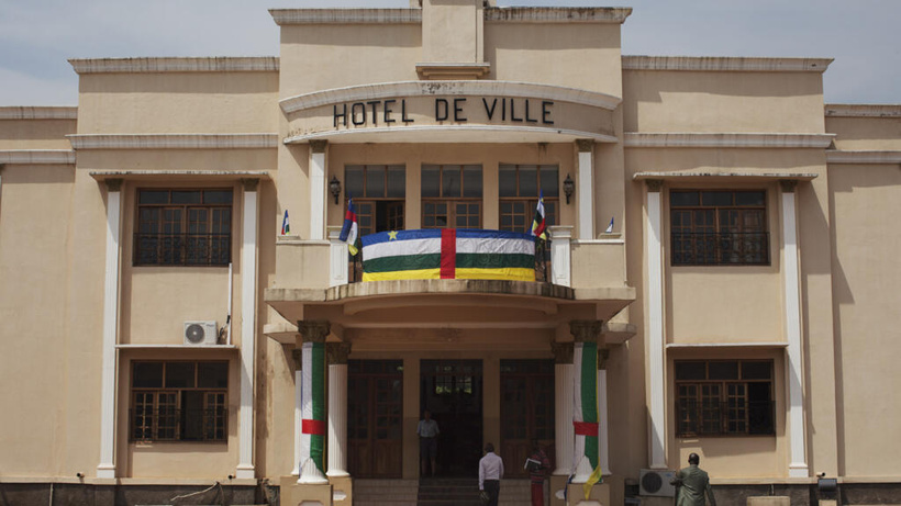 Centrafrique: le maire de Bangui empêché de reprendre son poste par le personnel Centrafrique: le maire de Bangui empêché de reprendre son poste par le personnel