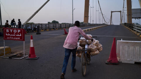 Soudan: la guerre au Moyen-Orient pousse des réfugiés à rentrer à Khartoum
