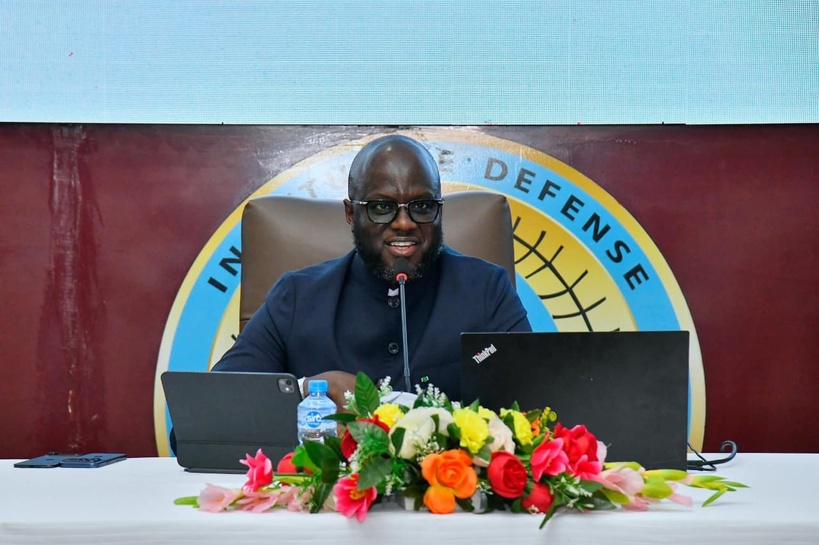 Défis sécuritaires: El Malick Ndiaye plaide pour «une réponse globale et coordonnée» entre l’Armée et le parlement Défis sécuritaires: El Malick Ndiaye plaide pour «une réponse globale et coordonnée» entre l’Armée et le parlement