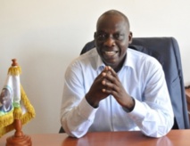 Dialogue National: Des participants ont reçu de grosses enveloppes Dialogue National: Des participants ont reçu de grosses enveloppes