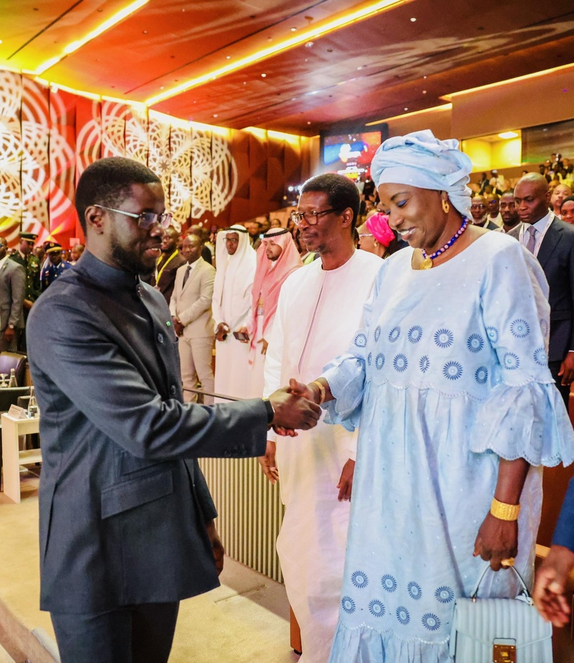 Réformes institutionnelles : Aminata Touré vante la « méthode Diomaye Faye » et le consensus démocratique Réformes institutionnelles : Aminata Touré vante la « méthode Diomaye Faye » et le consensus démocratique