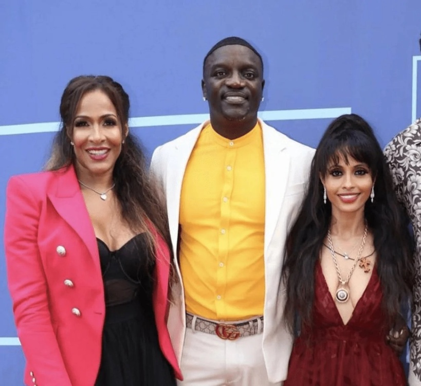 Akon et la polygamie : « Ma vie était plus facile avec plusieurs femmes » Akon et la polygamie : « Ma vie était plus facile avec plusieurs femmes »