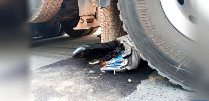 Tivaouane : un motocycliste meurt écrasé par un camion-benne sur la RN2