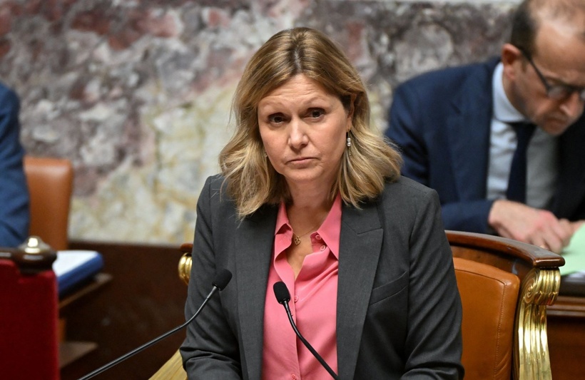 ​«Moi, je ne peux pas me taire» : la rage de la présidente de l’Assemblée nationale française sur la loi anti-LGBT au Sénégal