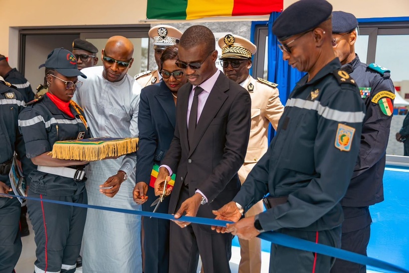 Mbour : le ministre de l’Intérieur inaugure un nouveau centre de secours à Ndiaganiao Mbour : le ministre de l’Intérieur inaugure un nouveau centre de secours à Ndiaganiao