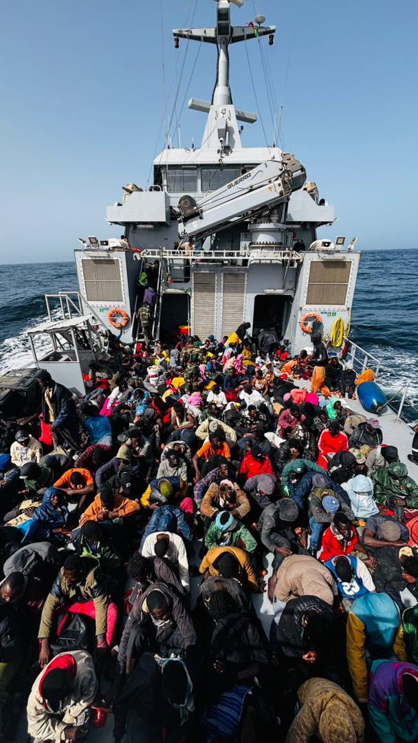 Emigration irrégulière : 429 candidats secourus au large de Saint-Louis par la Marine nationale