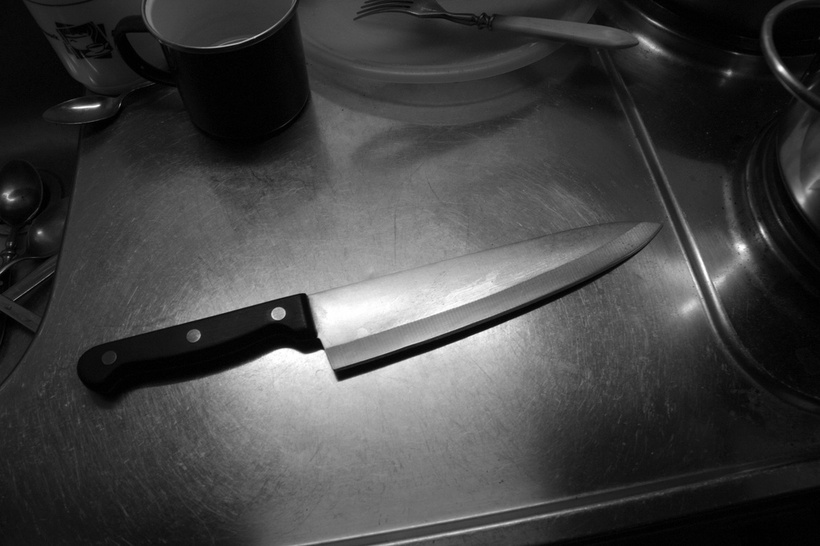 Fatick : un homme déféré pour "menaces de mort" sur sa sœur, son beau-frère et ses neveux avec un couteau