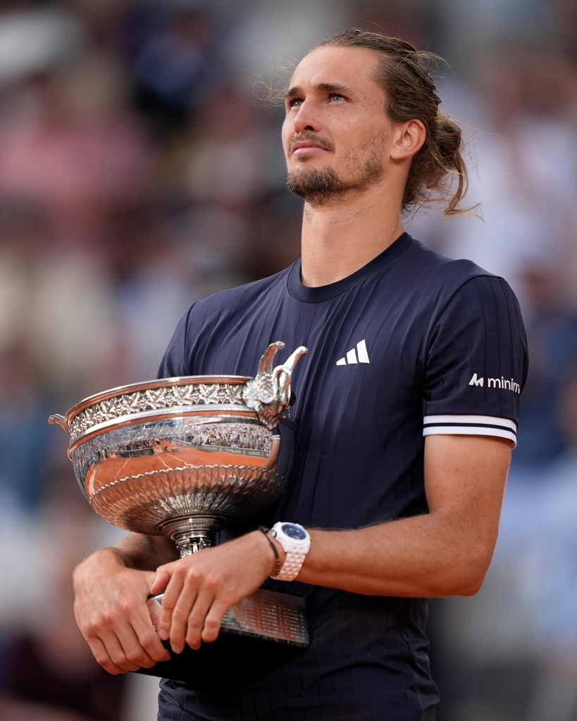 Roland-Garros: à 29 ans, Zverev triomphe enfin en Grand Chelem