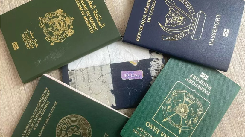 En Afrique, un juteux business autour des demandes de visas En Afrique, un juteux business autour des demandes de visas