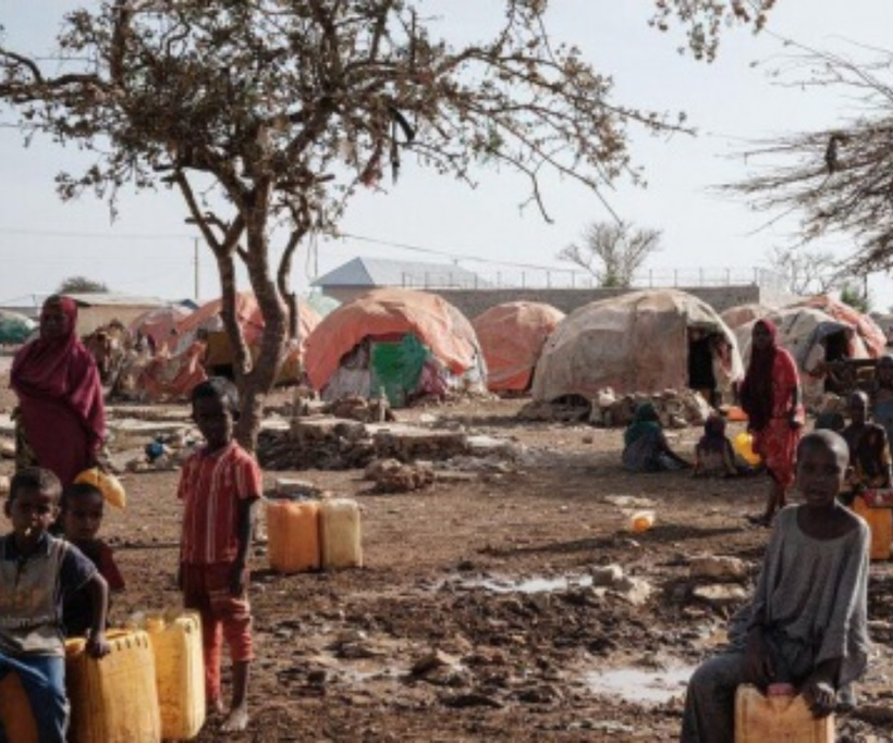 Climat : une enquête internationale du MAEJT révèle comment le dérèglement climatique aggrave de 48% la pénibilité du travail des jeunes en Afrique Climat : une enquête internationale du MAEJT révèle comment le dérèglement climatique aggrave de 48% la pénibilité du travail des jeunes en Afrique