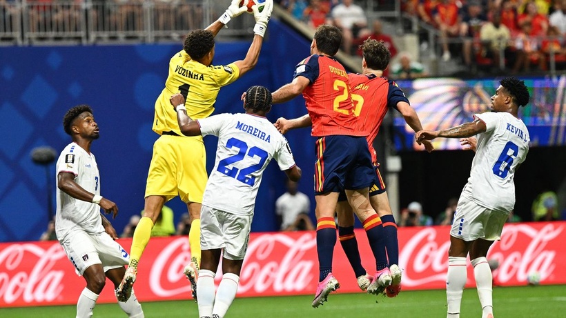 Mondial : l'Espagne domine l'Arabie saoudite 4-0 et prend la tête du groupe H Mondial : l'Espagne domine l'Arabie saoudite 4-0 et prend la tête du groupe H