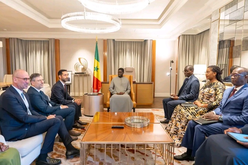 Allemagne : Diomaye Faye accorde une audience à Siemens Healthineers «pour mieux équiper» les hôpitaux sénégalais Allemagne : Diomaye Faye accorde une audience à Siemens Healthineers «pour mieux équiper» les hôpitaux sénégalais
